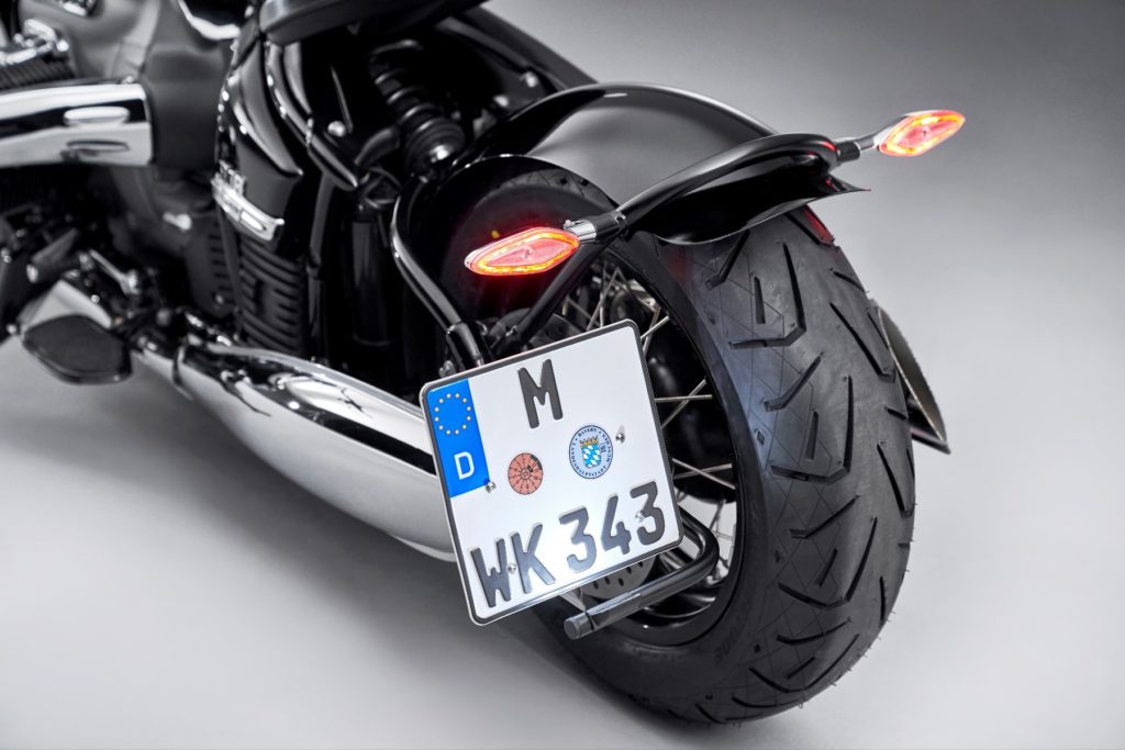 BMW R 18